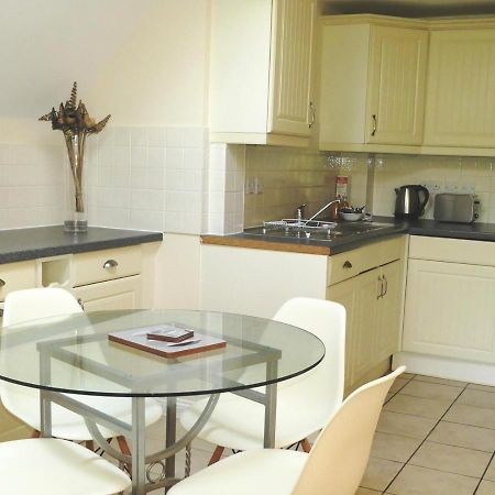Basingstoke Apartments - Westlands House, City Centre, Home-From-Home Extérieur photo